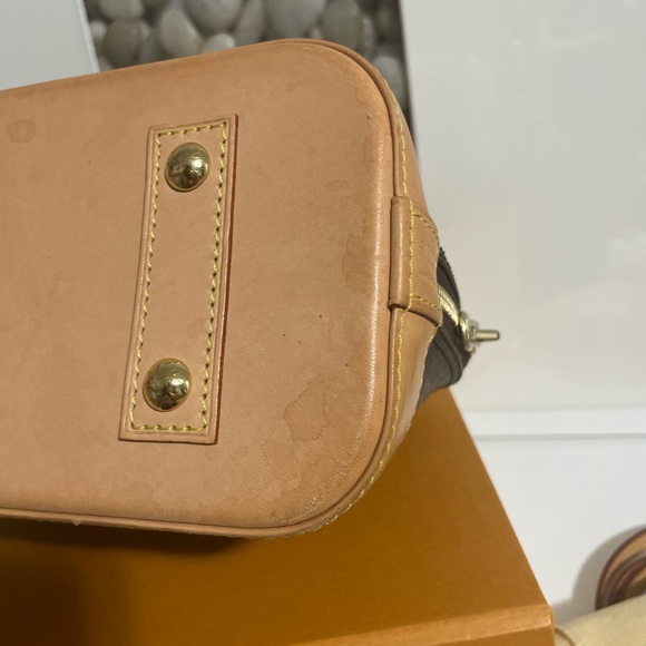 Sold on instagramLOUIS VUITTON ALMA BB MONOGRAM - Picture 7 of 16